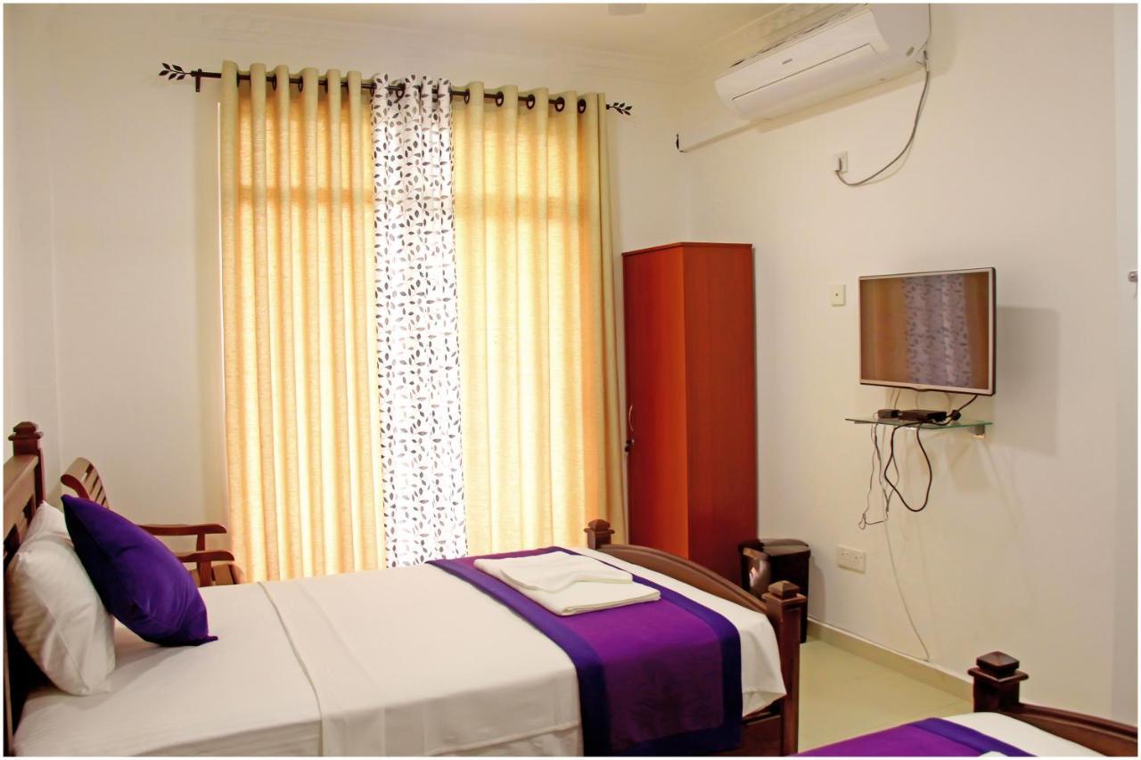 Ronaka Airport Transit Hotel Katunayaka Zewnętrze zdjęcie