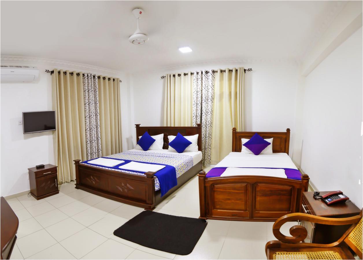 Ronaka Airport Transit Hotel Katunayaka Zewnętrze zdjęcie